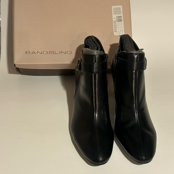 Bandolino Black Ankle Boots - Picture 1 of 6